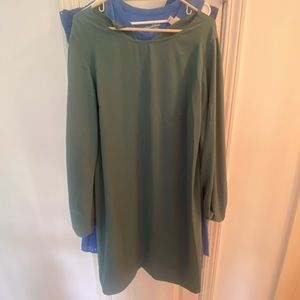 Green long sleeve dress